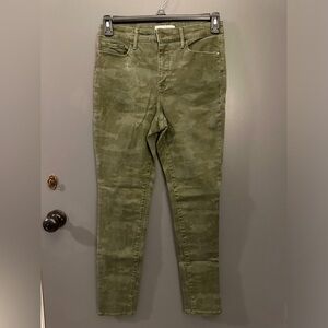 Social Standard by Sanctuary Camo Jeans - Size 6 (28)